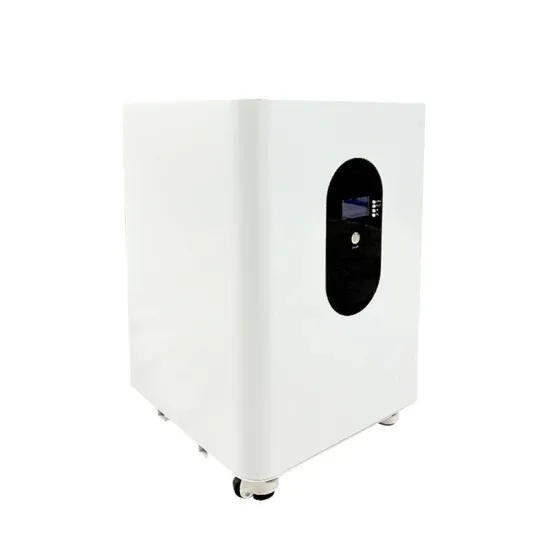 Energy storage cabinet includes high voltage box
