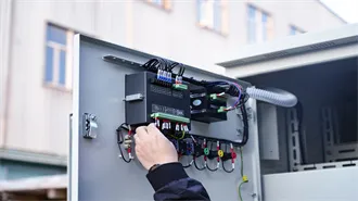 CESS-125K232 | 125KW / 232.9kWh AC Coupling